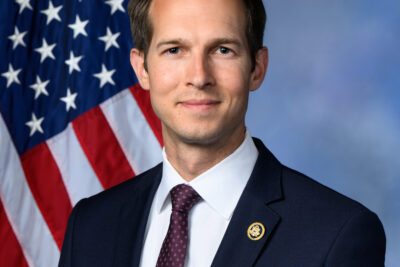 Jake Auchincloss — official portrait