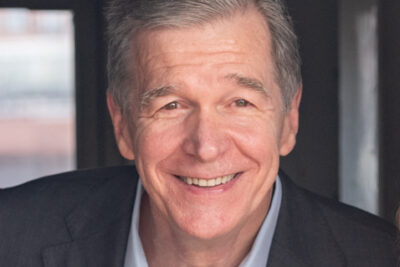 Roy Cooper — official portrait